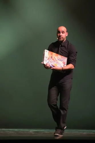 2015-Kenny Martineau scene 4-©lesDayconnades