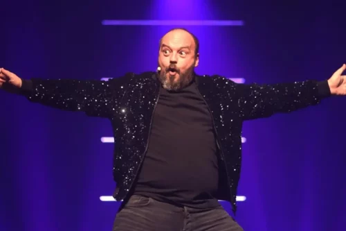 2022-Alban Ivanov spectacle-©lesDayconnades